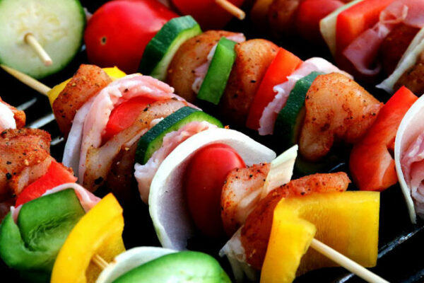 5 Fabulous Suggestions for Barbecue Party Catering